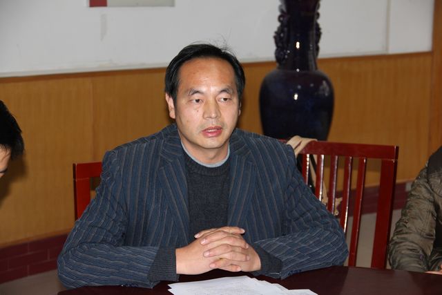新利公司网址毕业班教师座谈会