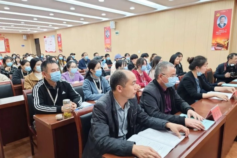 2020年河南省中等职业教育技能大赛 新利公司网址赛点“服装设计与工艺”赛项取得圆满成功